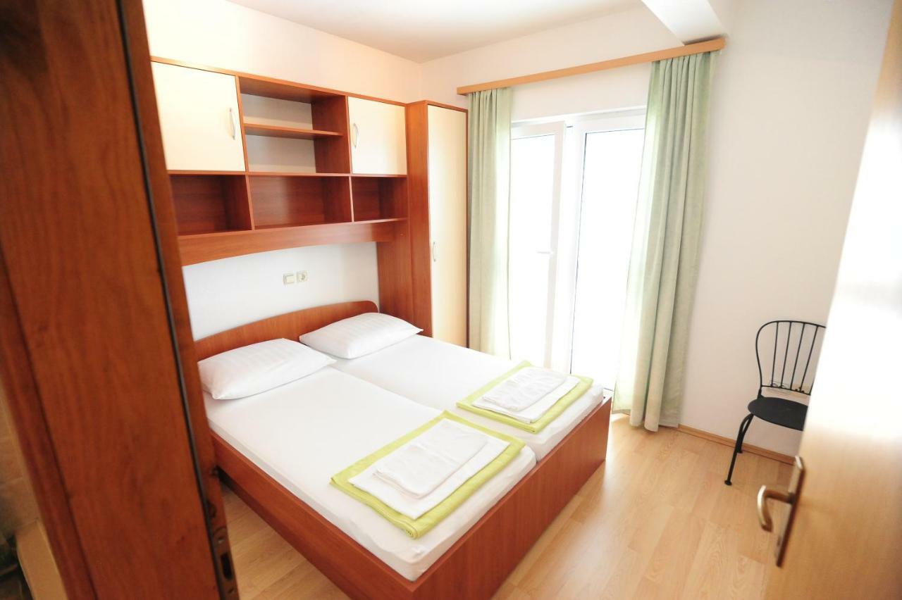 Apartments Knezevic Makarska Extérieur photo